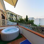 La Rosa - Luxury Ísquia
