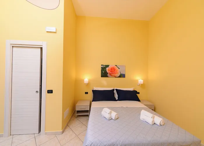 La Rosa - Luxury לינה וארוחת בוקר 4*