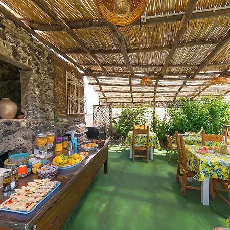 La Rosa - Luxury Bed and Breakfast Ίσκια